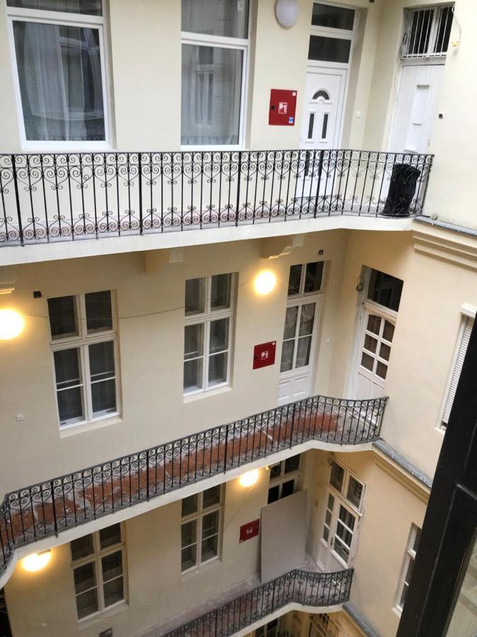 Pau18 Apartments Будапеща Екстериор снимка