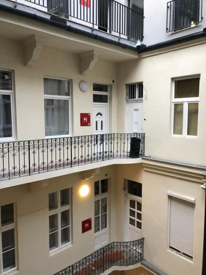Pau18 Apartments Будапеща Екстериор снимка